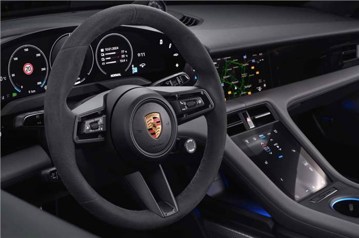 Porsche Taycan facelift interior